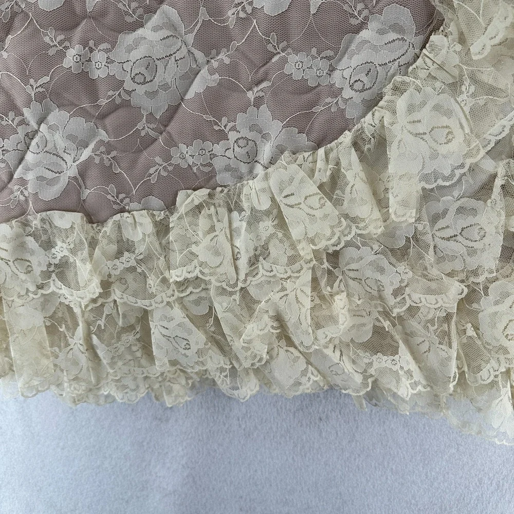 VINTAGE USA Floral Lace‎ Overlay Twin Comforter Blanket Quilt Ruffle Trim 107X80